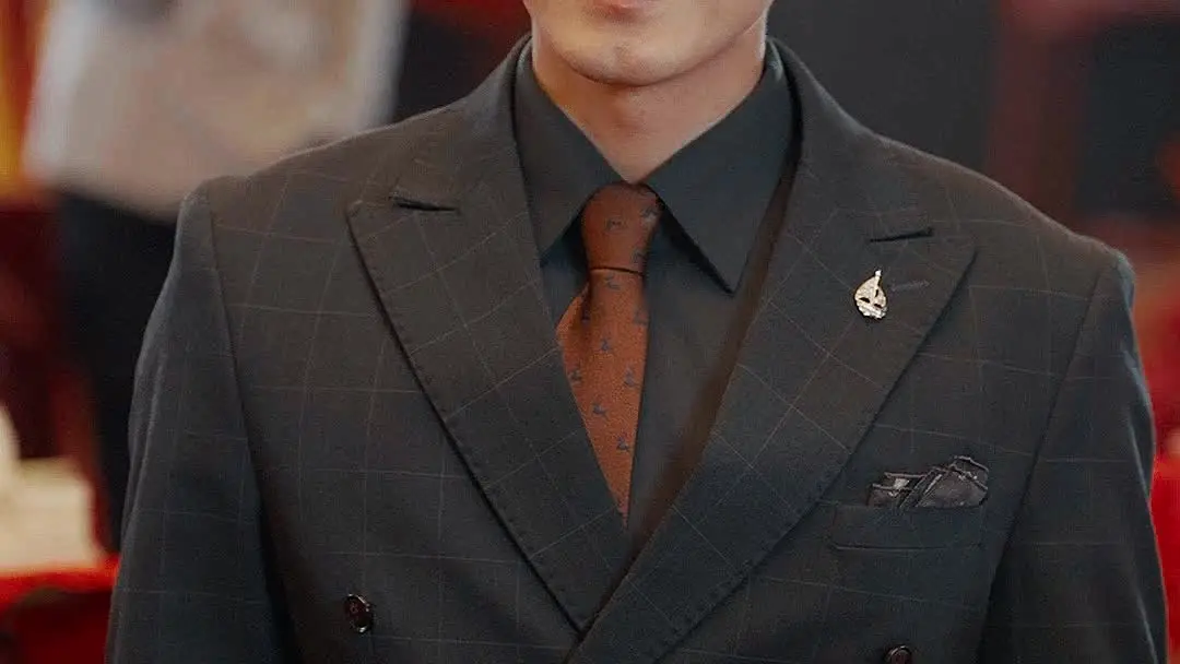 My Long-Lost Fiance: When Velvet Jackets Speak Louder Than Words