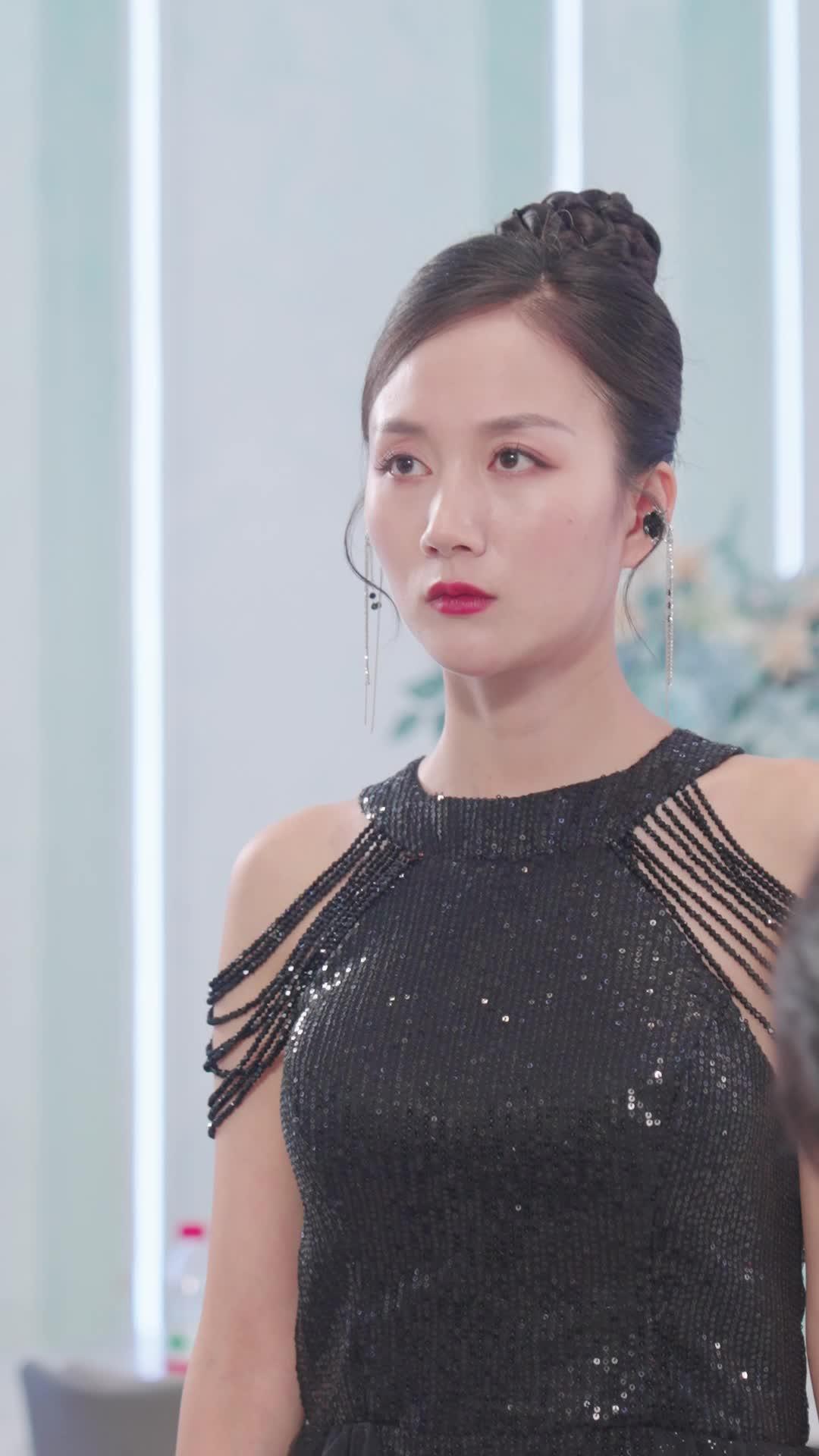 Wanita Kaya yang Terlantarkan