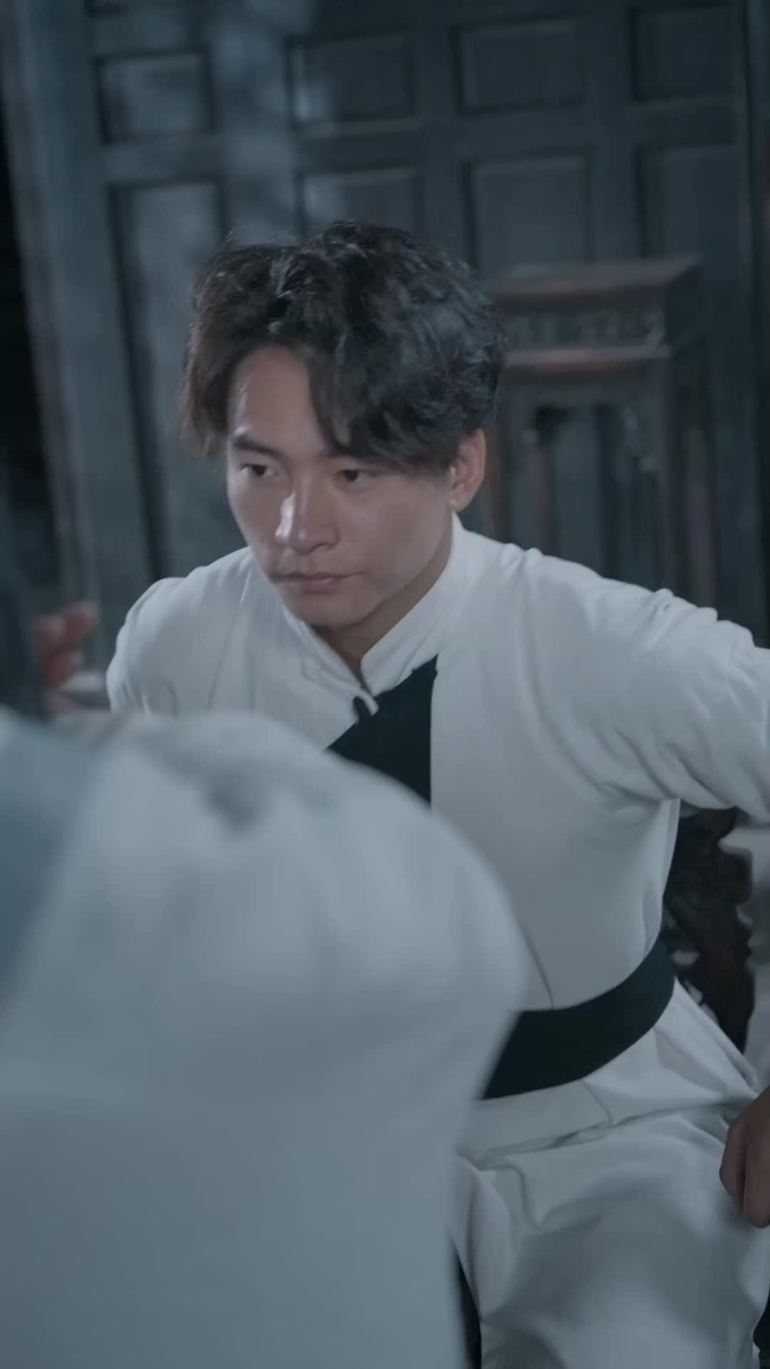 Superação e Ascensão: Rompendo os Céus