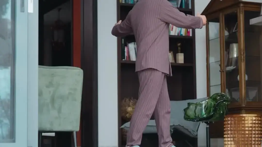 The Unlikely Chef: When Rain Reveals the Truth Beneath the Suit