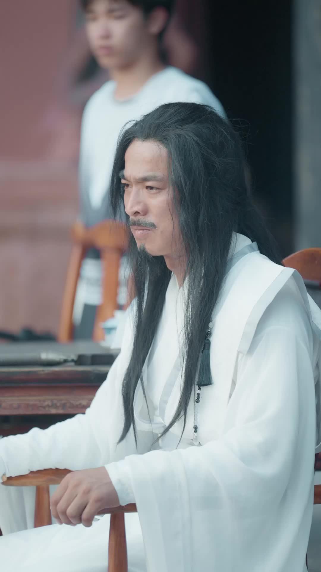 Bangkitnya Anak Terbuang