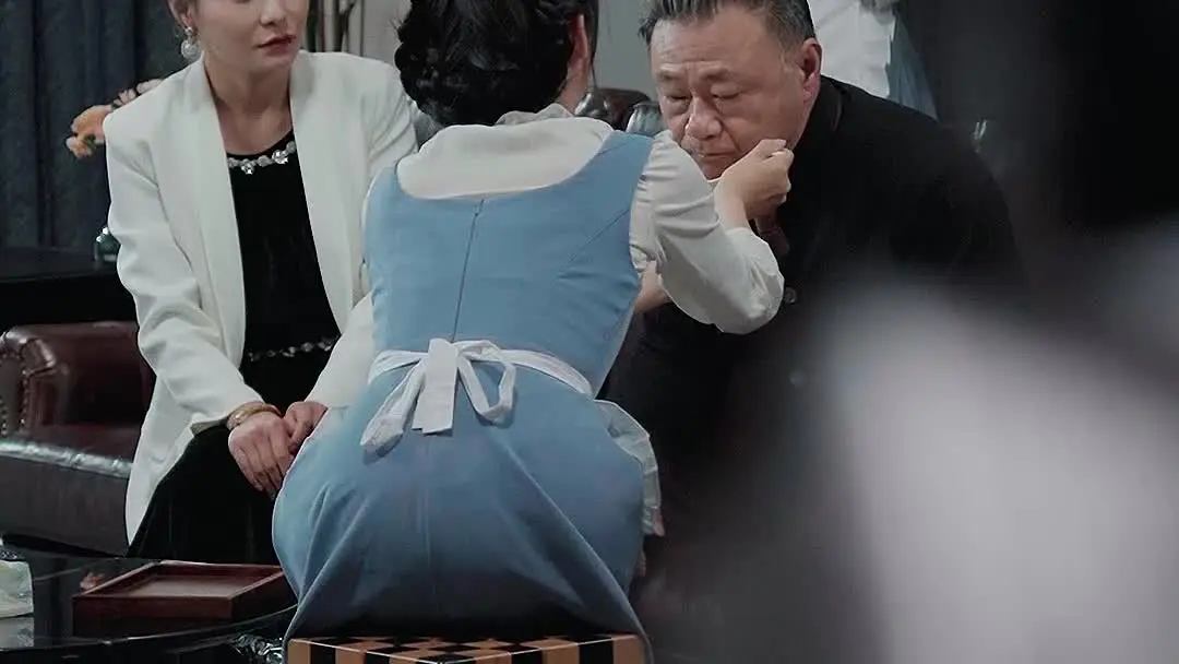 When the Doctor Walks In, the Truth Lies Still