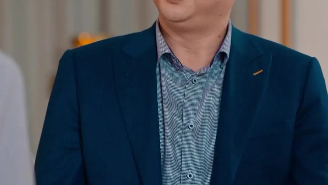 The Billionaire Heiress Returns: When Sequins Speak Louder Than Words