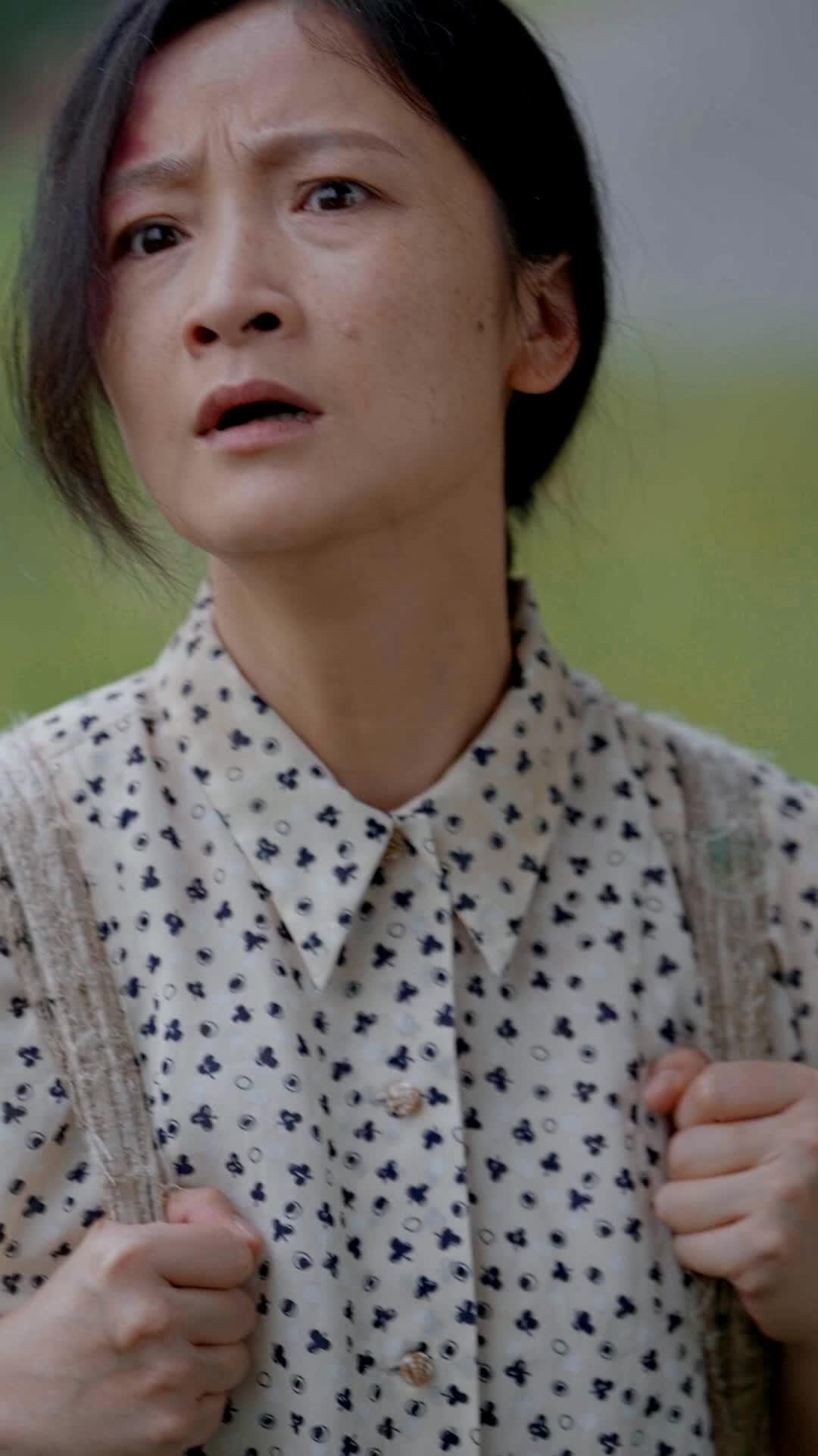 Người Mẹ Xấu Xí