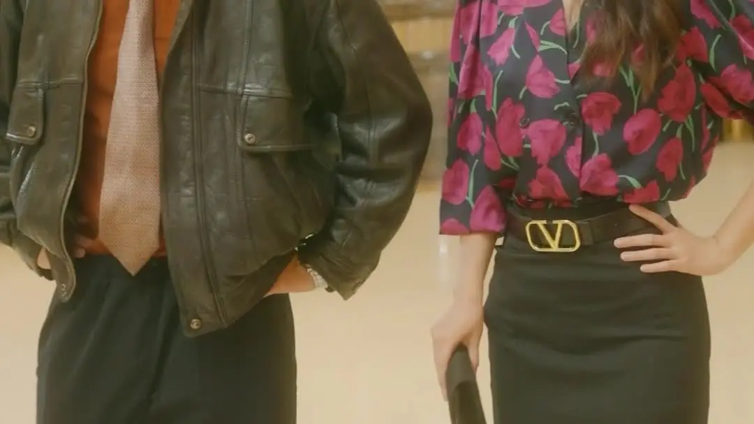 The Gambler Redemption: A Clash of Elegance and Chaos in the Lobby