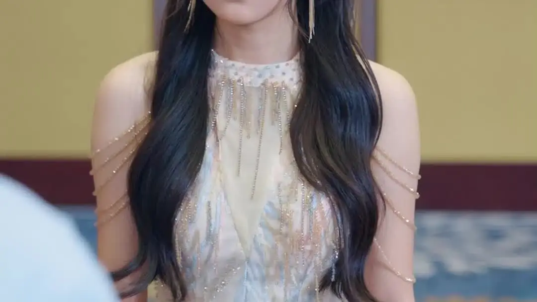 Class Warfare in a Banquet Hall