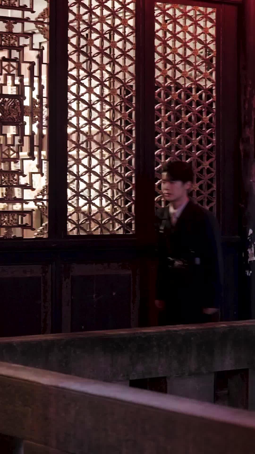 Pertemuan Saat Bunga Gugur