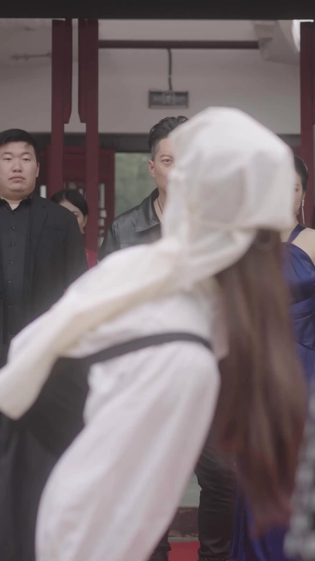 隠された狼の復讐