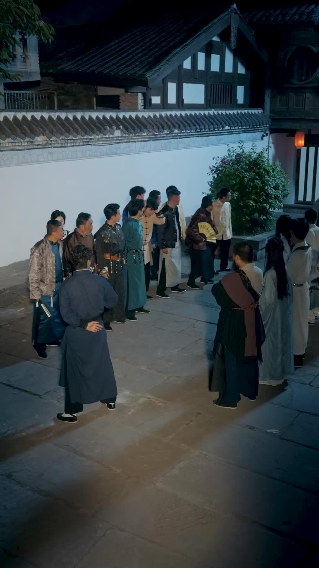 Bangkitnya Anak Terbuang