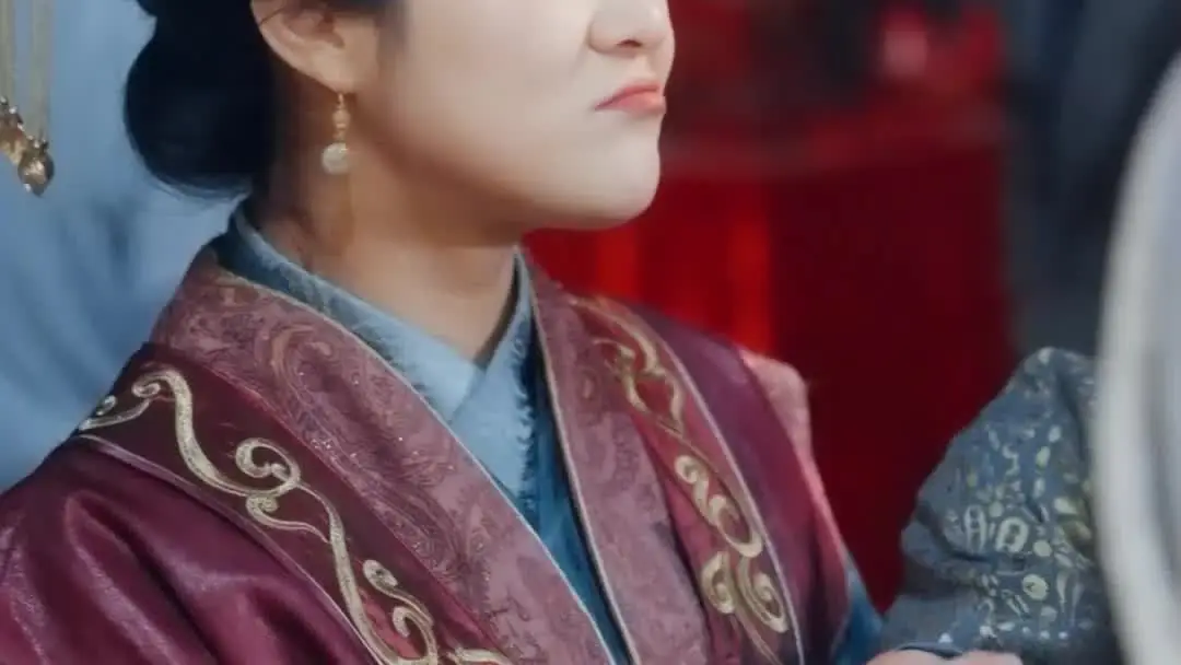 When the Ledger Meets the Lantern Light