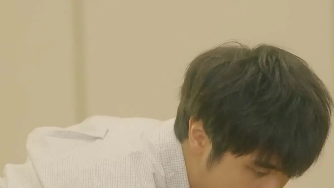 The Gambler Redemption: The Blade, the Beads, and the Unbroken Vase