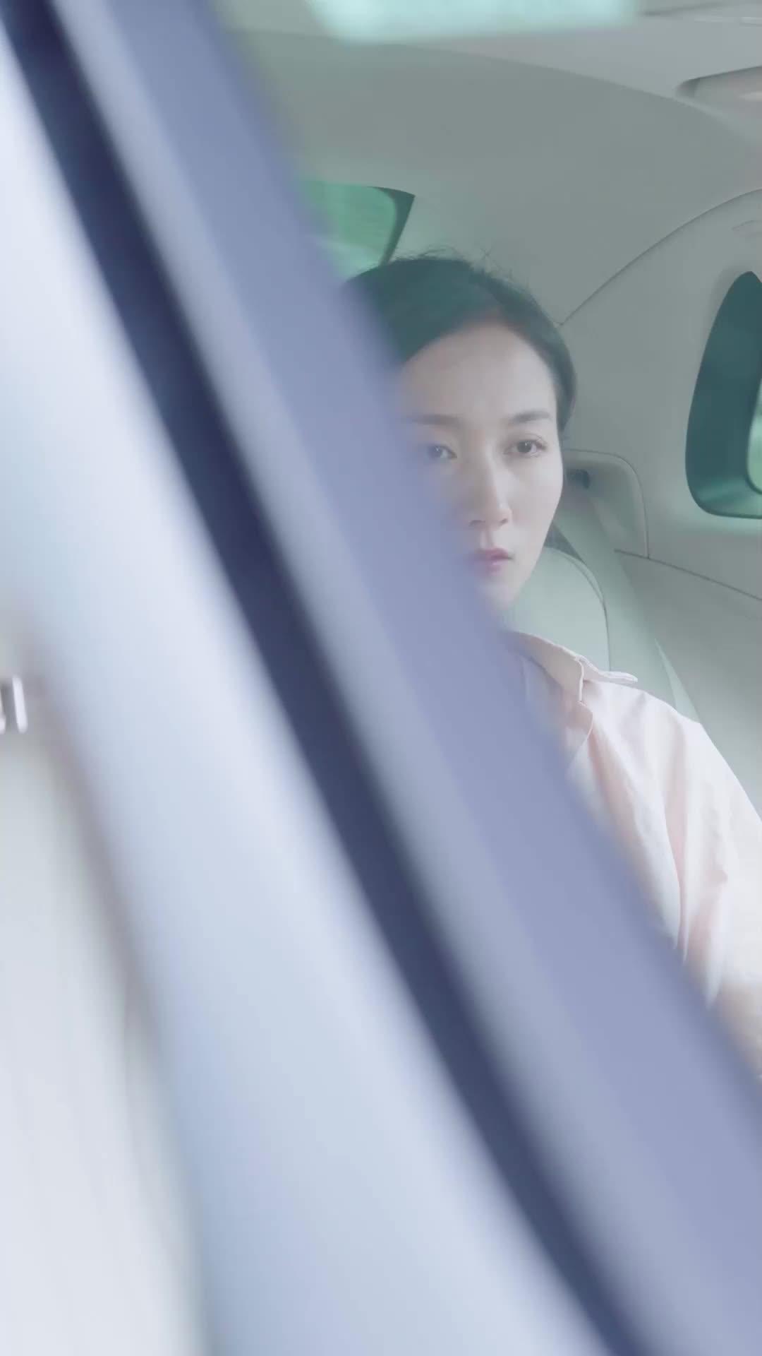 Wanita Kaya yang Terlantarkan