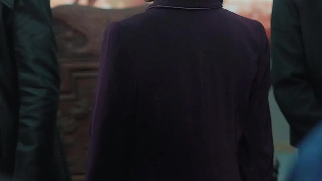 Brave Fighting Mother: When Legacy Becomes a Mirror