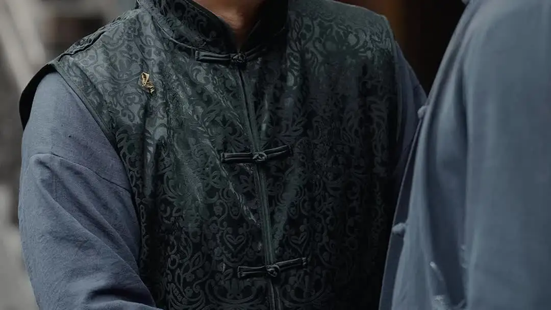 Rise of the Outcast: The Red Carpet Duel That Shattered Silence