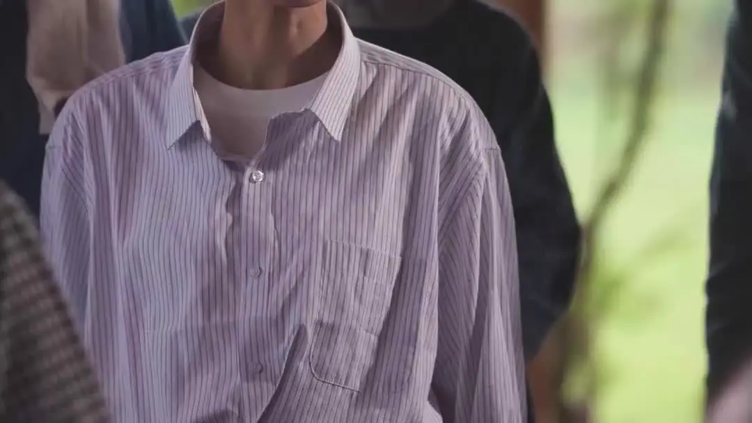 El brillo de los ojos mientras el mundo se tambalea