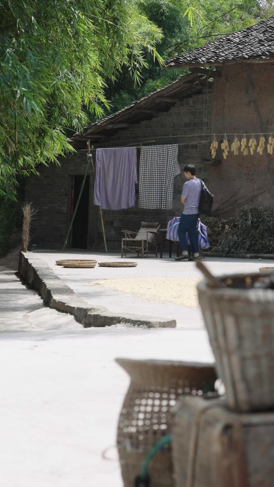 送外賣而已，美女總裁賴上我