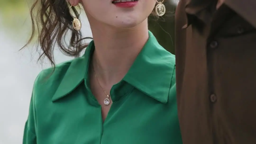 Grass-Stalk Swagger & Generational Echoes