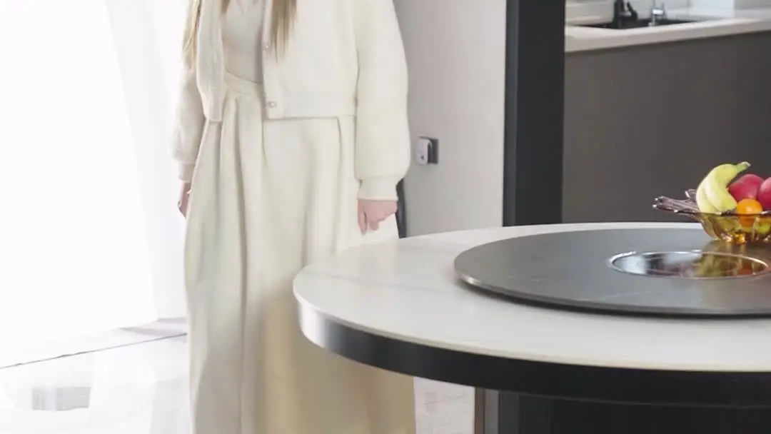 Scandals in the Spotlight: When the Mirror Reflects More Than One Truth