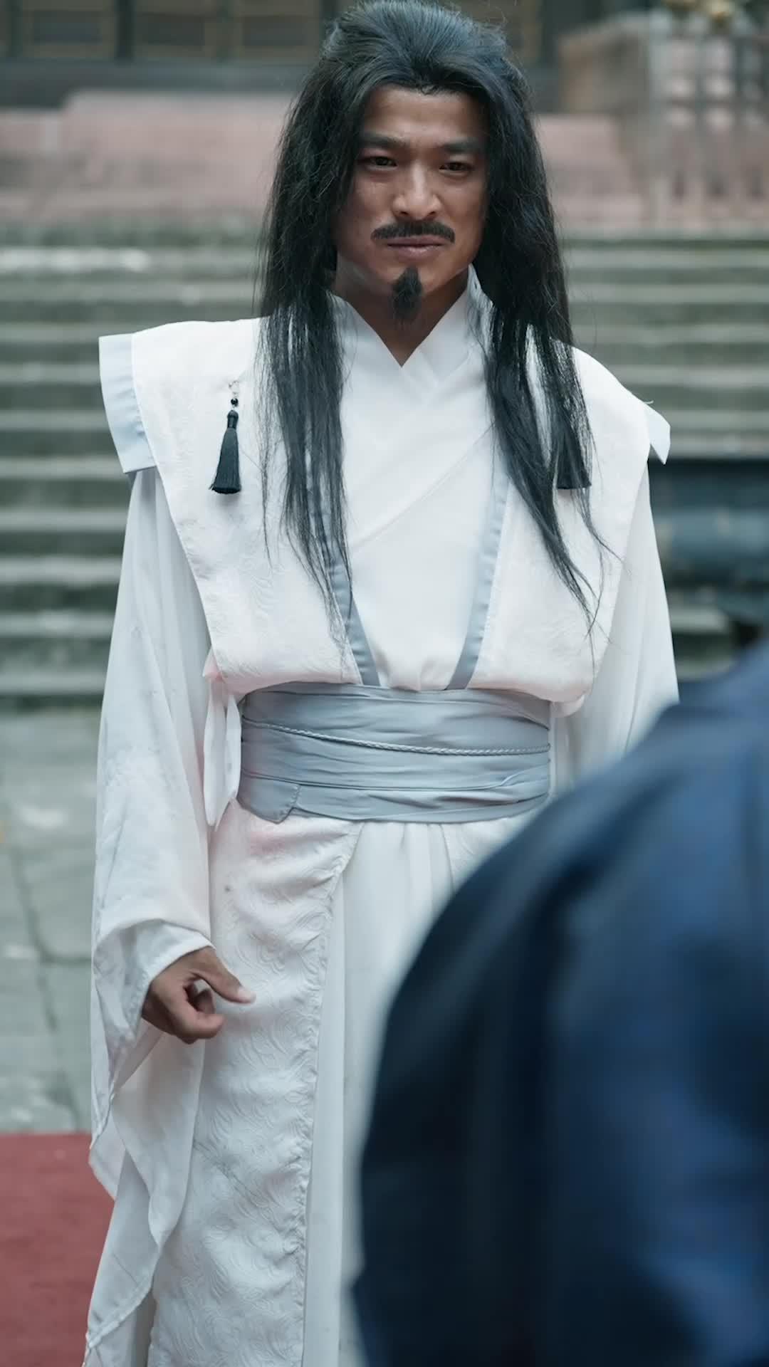 Bangkitnya Anak Terbuang