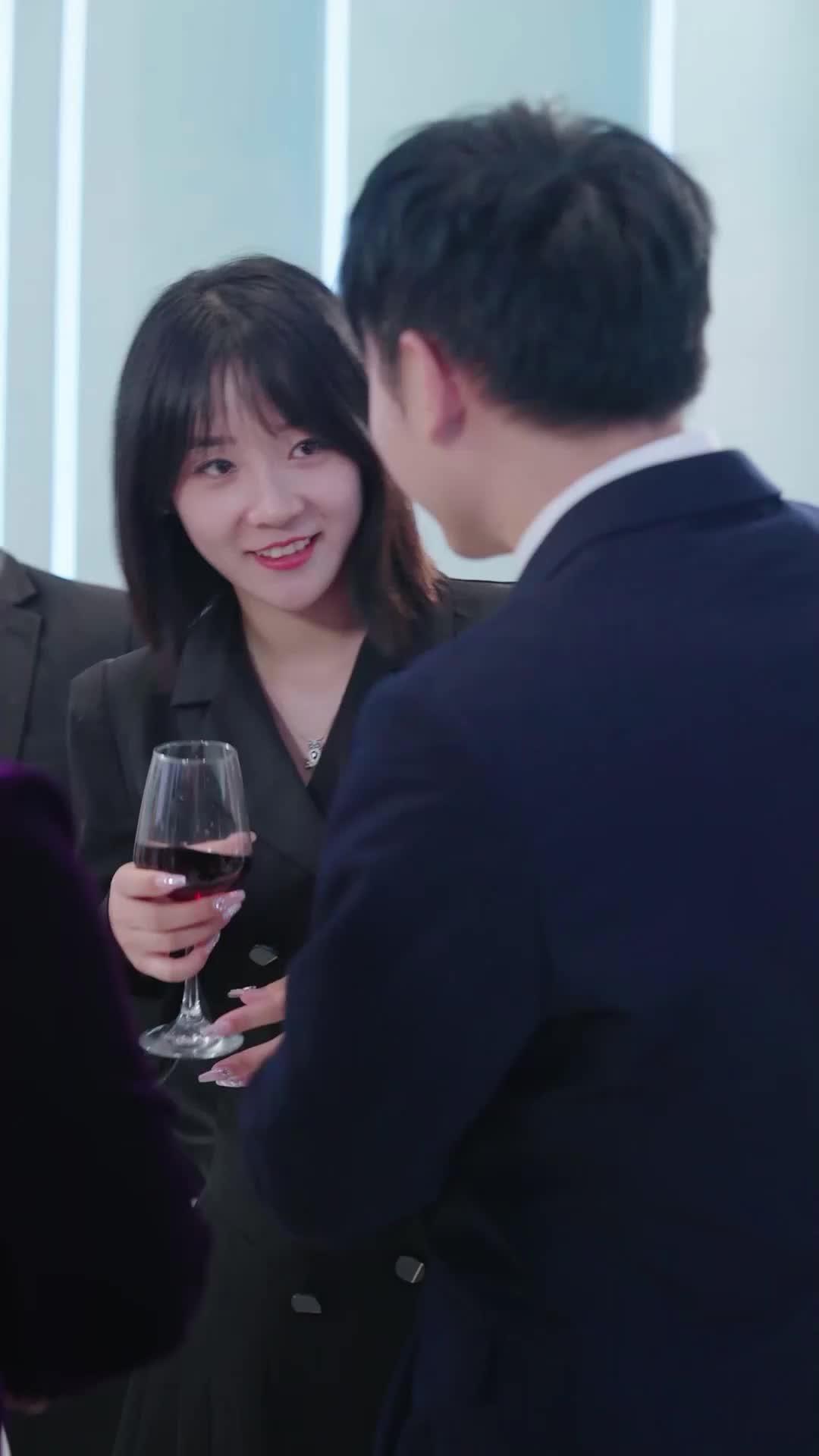 Wanita Kaya yang Terlantarkan