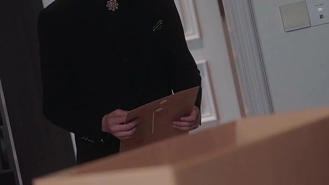 Twisted Fate: Shadow of Jealousy — The Door That Breathed Secrets