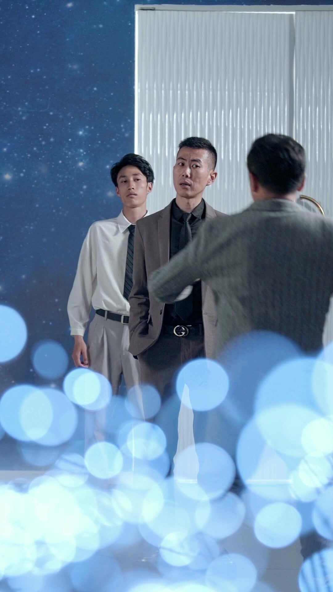 Người Mẹ Xấu Xí