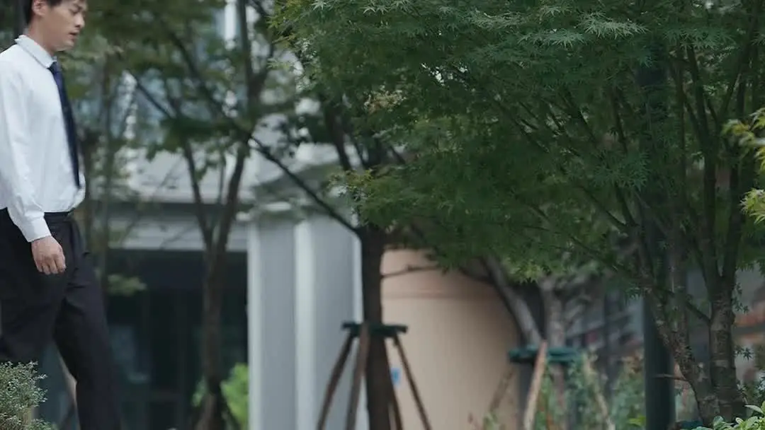 Bound by Love: When the Mop Becomes a Mirror