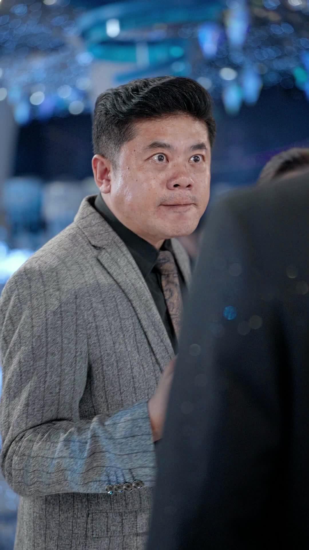 Người Mẹ Xấu Xí