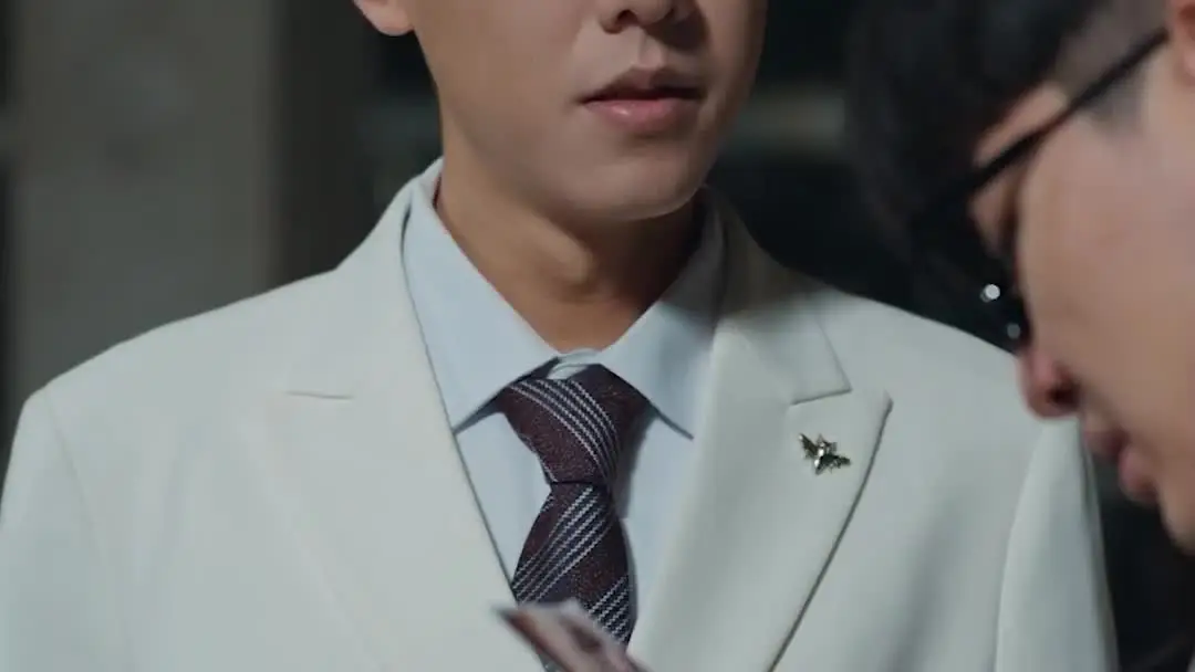 The Unlikely Chef: When Grief Wears a Striped Shirt