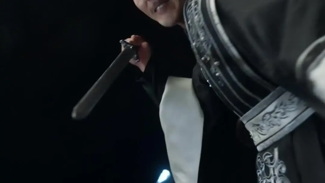 She Held Two Swords, But Her Gaze Held the Plot