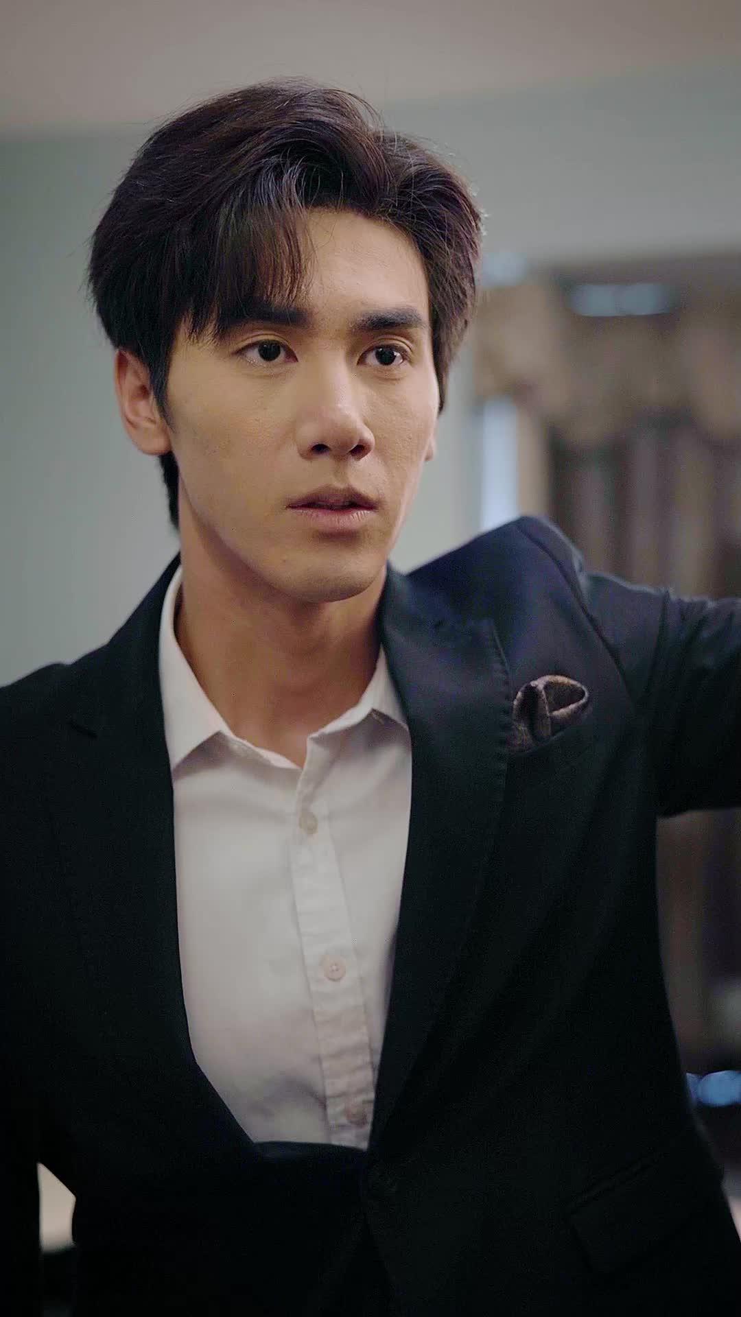 Model itu Ternyata CEO