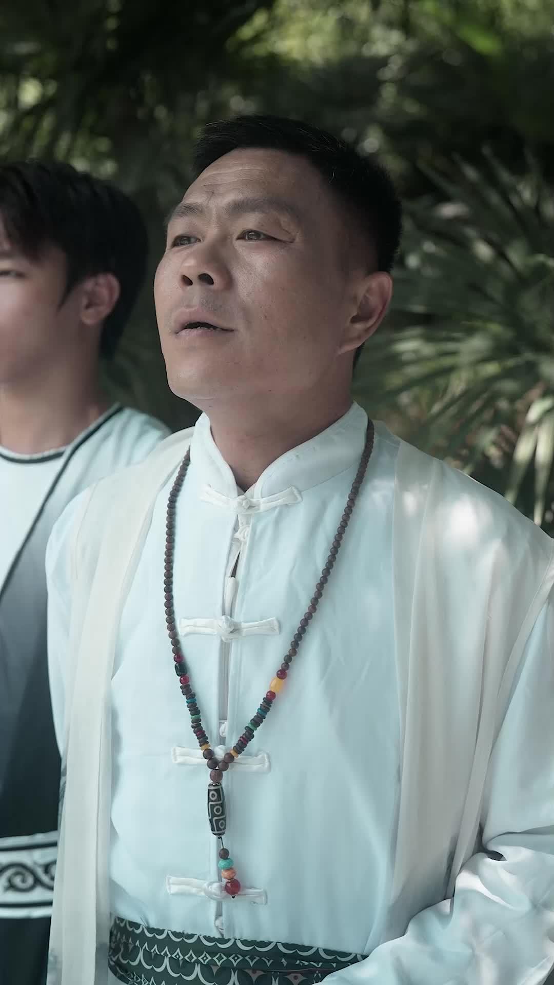 Gegen Widrigkeiten den Himmel zu durchbrechen