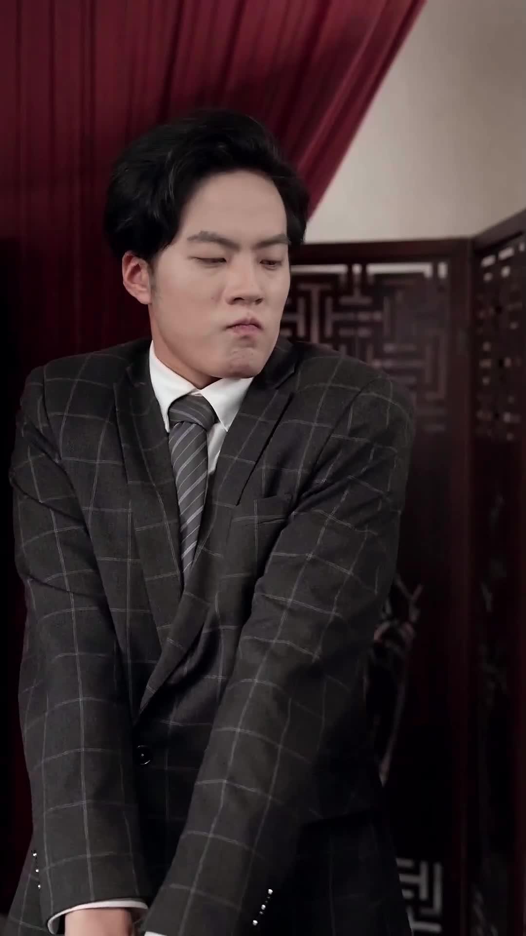 海棠花落又逢君