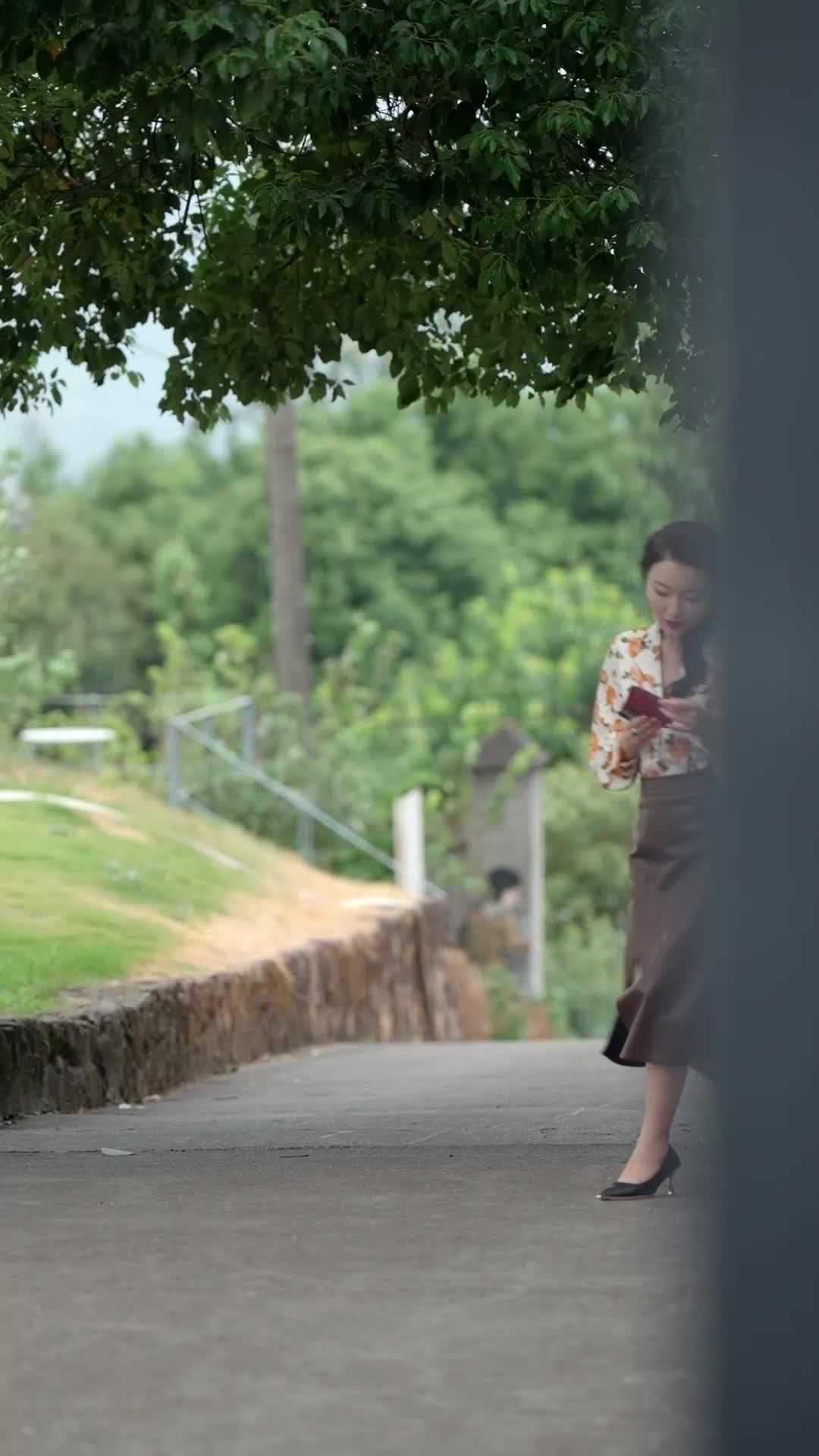 拜拜了，扶弟魔