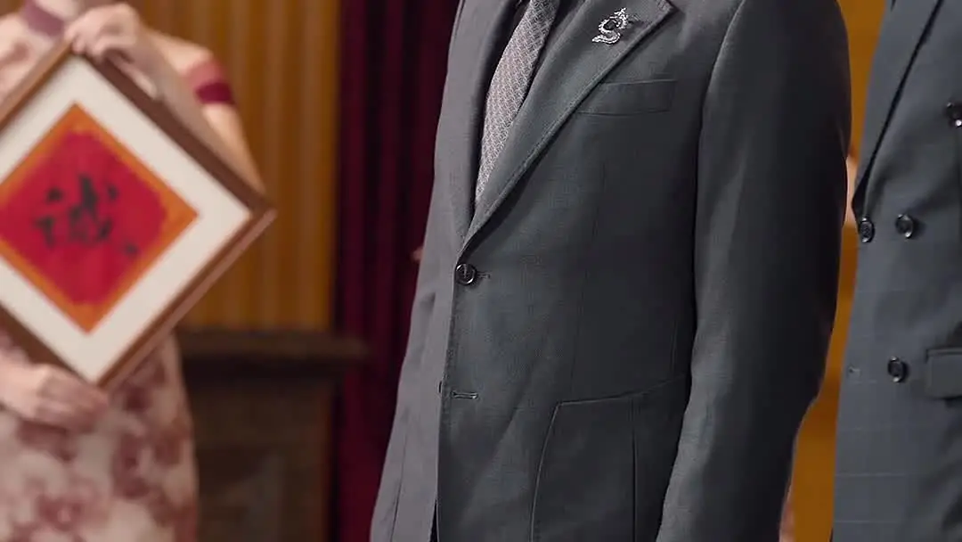 Gone Ex and New Crush: When Suits Speak Louder Than Words